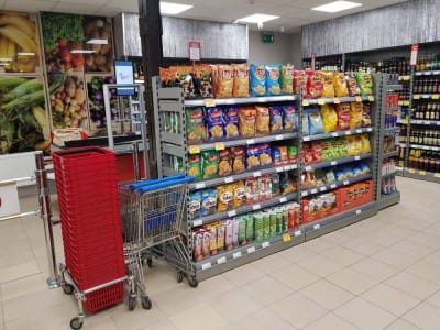 Parduotuvių tinklas "TOP" Tukme 8
